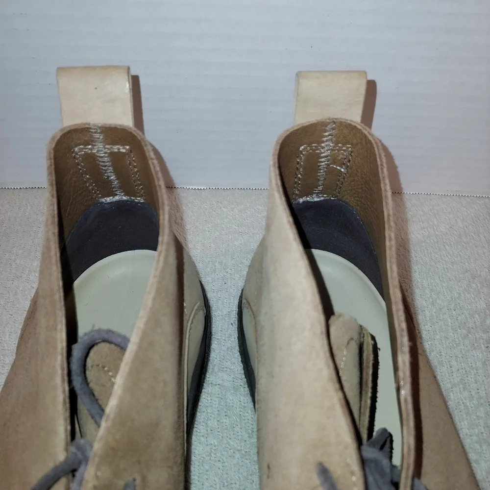 ECCO Men's Crepetray Chukka Boot size 11